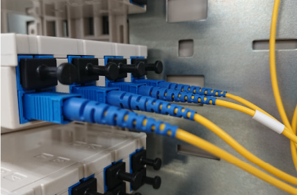 Exclusive line (optical cable)